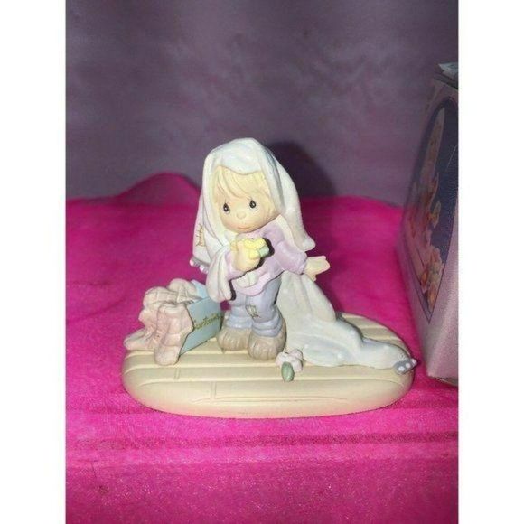 Precious Moments Wedding June Month Bride Flowers 110043 Miniature figurine - Picture 7 of 12